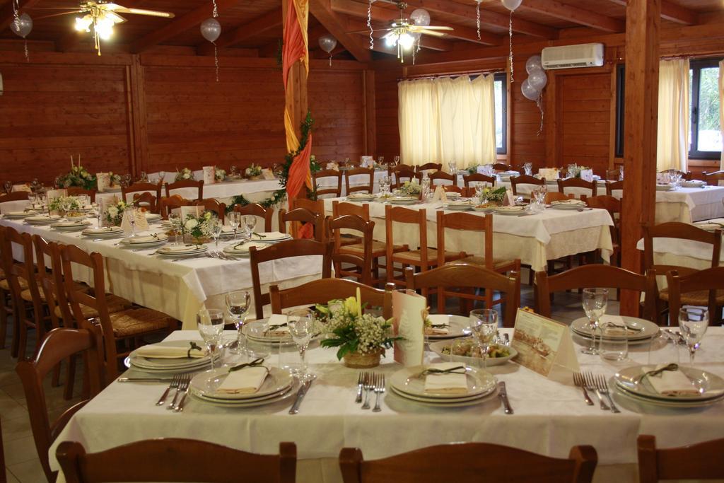 Hotel Mezzaluna Carloforte  Buitenkant foto